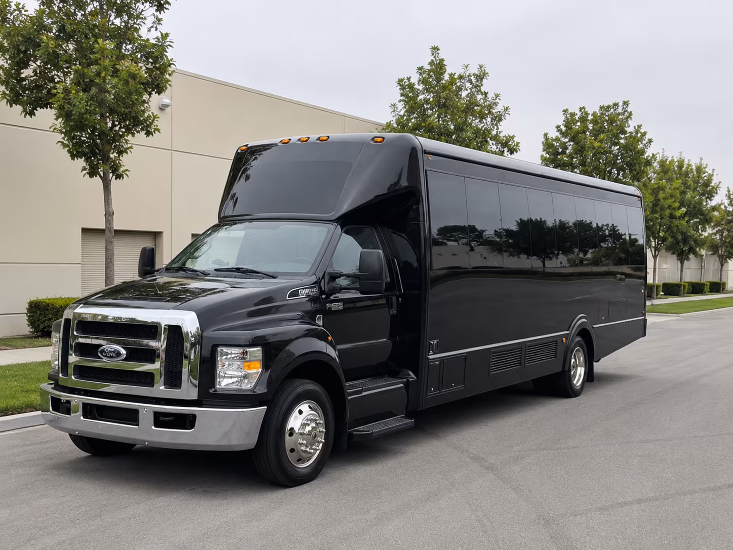 panama city new years eve party bus rental