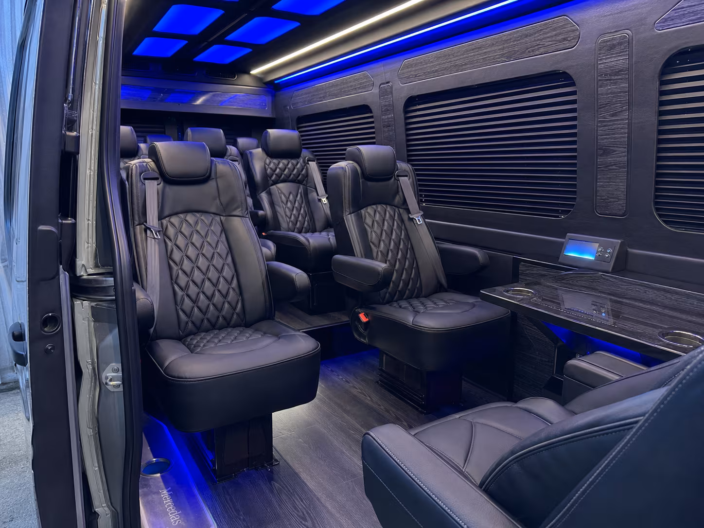 sprinter van transportation for groups and events across panama city